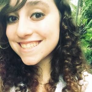 Meet your Posher, Rebecca